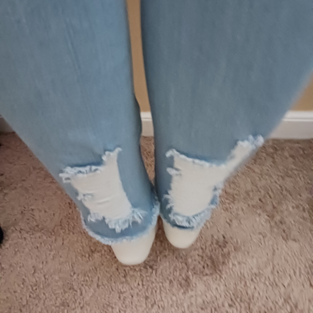 Jeans - Picture 6 of 12